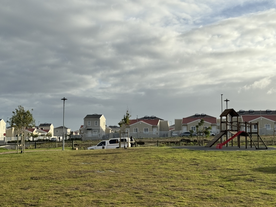 1 Bedroom Property for Sale in Rivergate Western Cape
